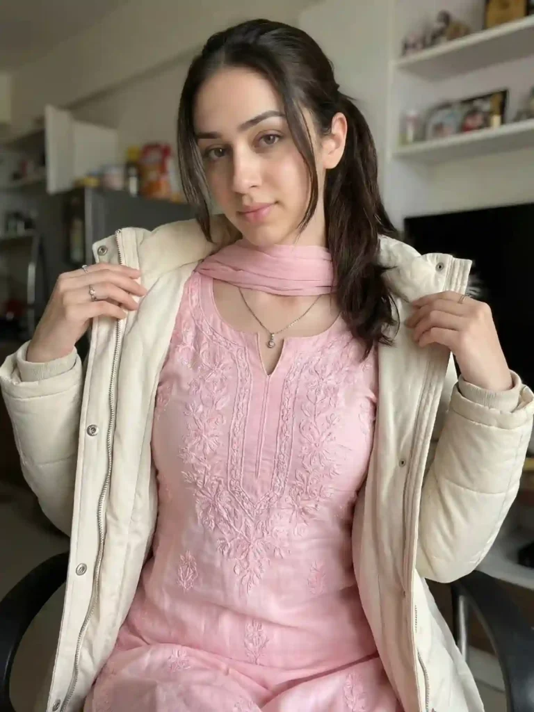 Top Delhi Escort Service in delhi